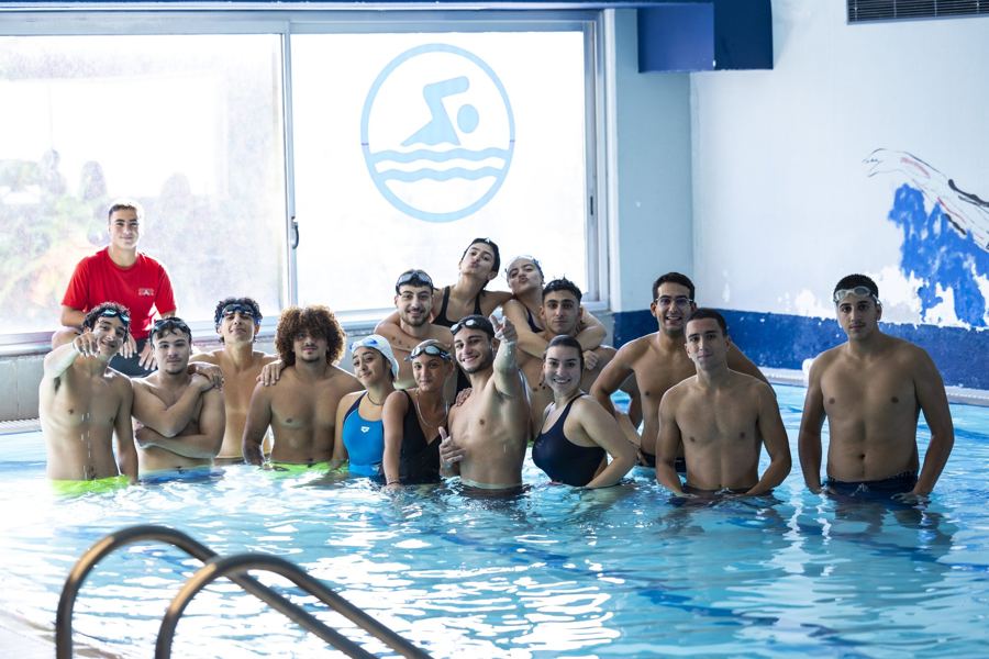 SAS students in the indoor pool